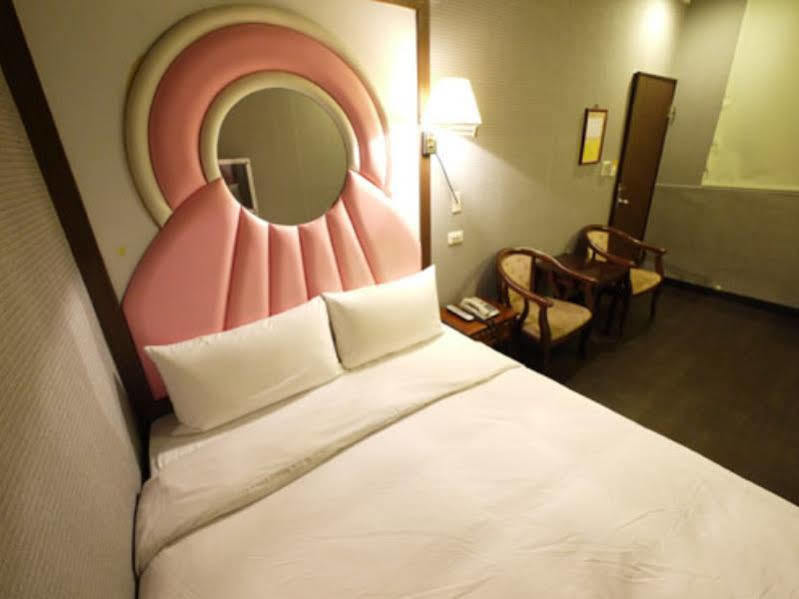 Fu Chia Hotel Ťi-lung Exteriér fotografie